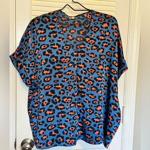 JODIFL Vibrant Leopard Print Top